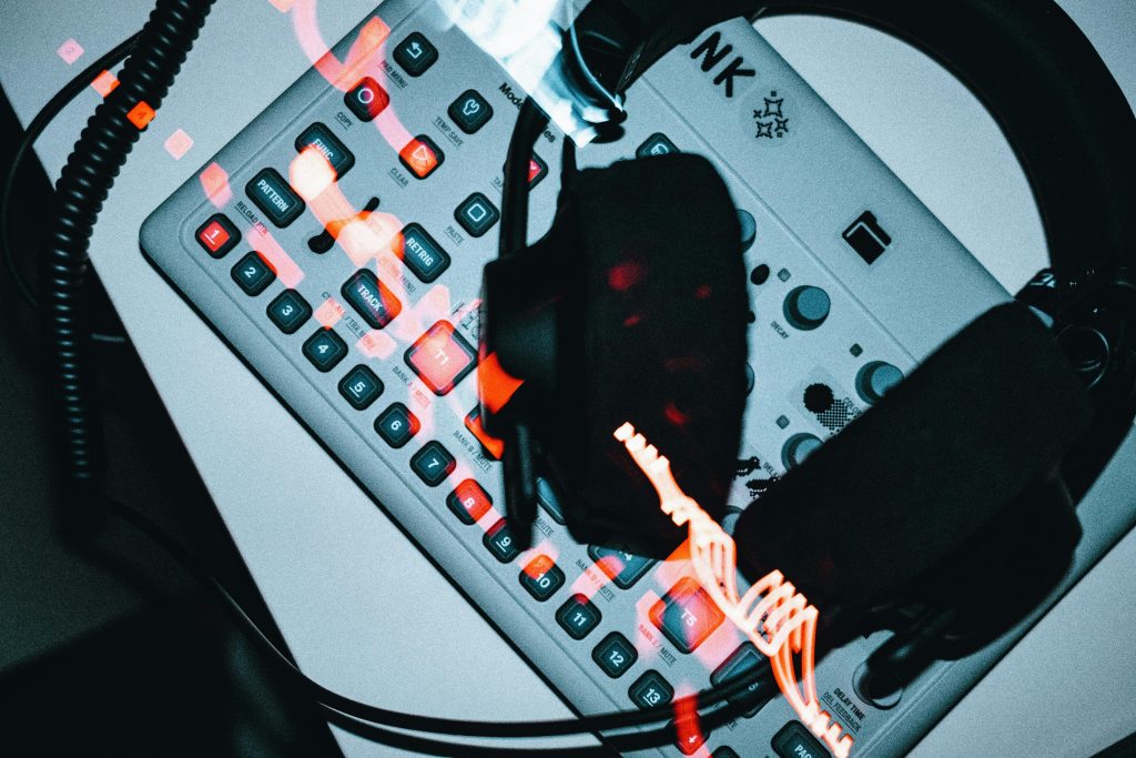 AI in Music Composition: When Algorithms Write the Soundtrack